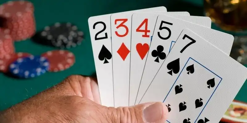 Kinh nghiệm chơi poker - Tránh lạm dụng bluff